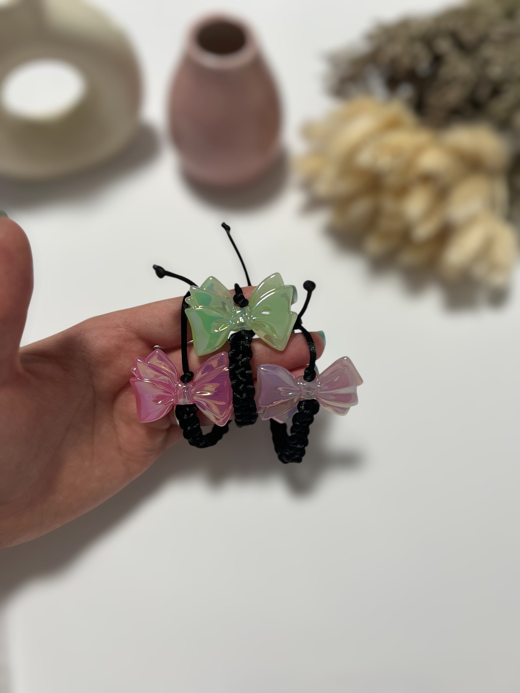 Bow bracelet