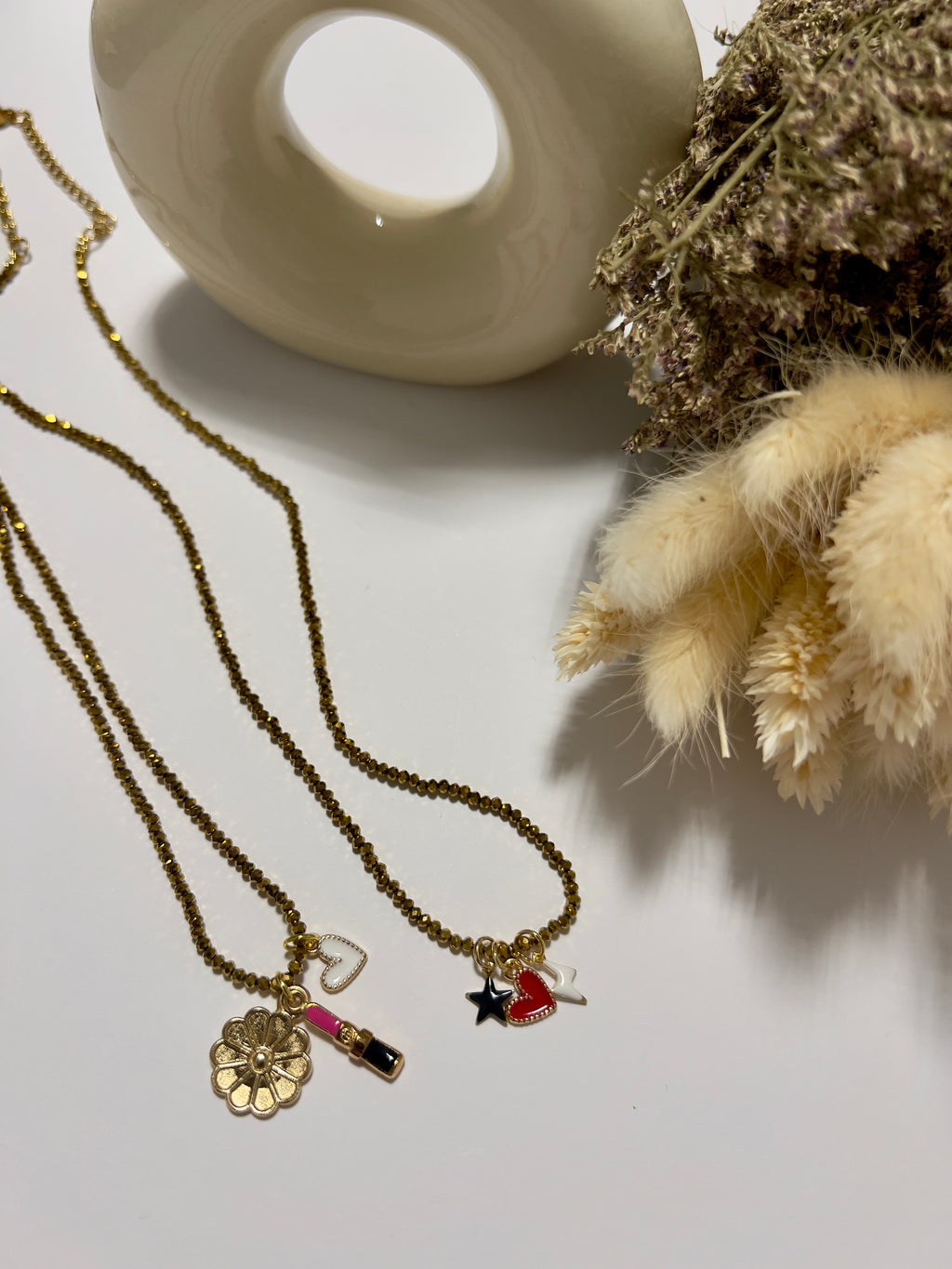 Exclusive beaded necklace