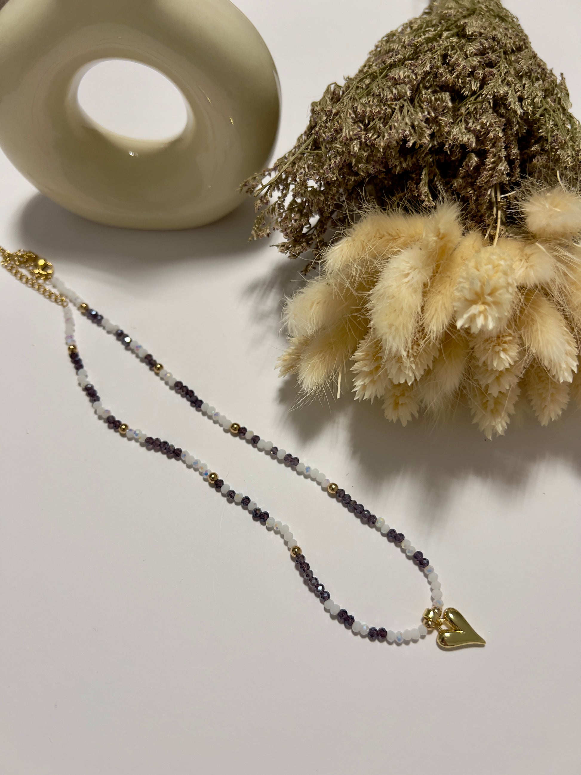 Exclusive beaded necklace